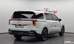 Kia Canival 9-Seater Noblesse 2024
