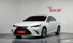 Lexus Es Luxury Plus 2023