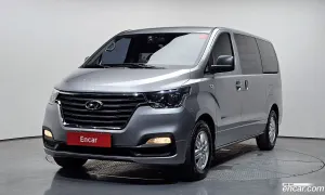 Hyundai Starex Smart Van 3-Seater 2018
