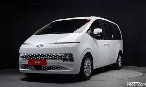 Hyundai Staria Modern Cargo 5-Seater 2024