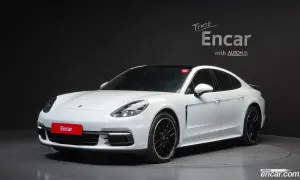 Porsche Panamera 3.0 AWD 2018