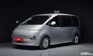 Hyundai Staria Modern Cargo 3-Seater 2024