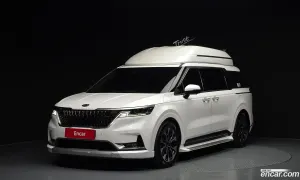 Kia Canival Signature Gasoline 9-Seater Hi-Limousine 2021