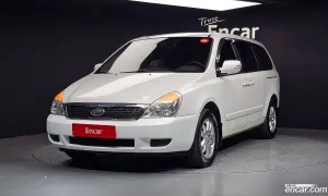 Kia Canival Grand Carnival GX 2012