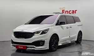 Kia Canival VIP 7-seater Limousine 2017