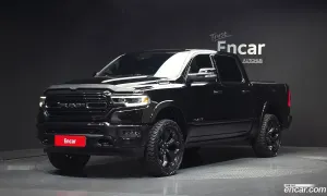 Dodge Ram pick up 5.7 2021