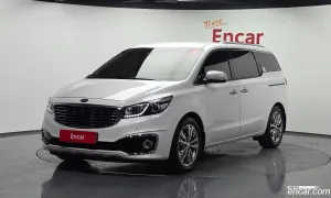 Kia Canival 9-seater Noblesse 2016