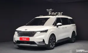 Kia Canival 9-Seater Signature 2020