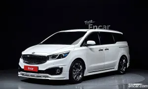 Kia Canival 9-seater Prestige 2017