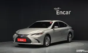 Lexus Es Luxury Plus 2019