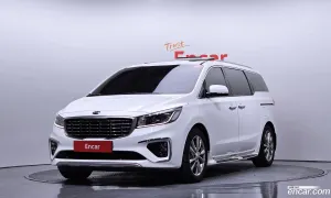 Kia Canival VIP 7-Seater Limousine 2020