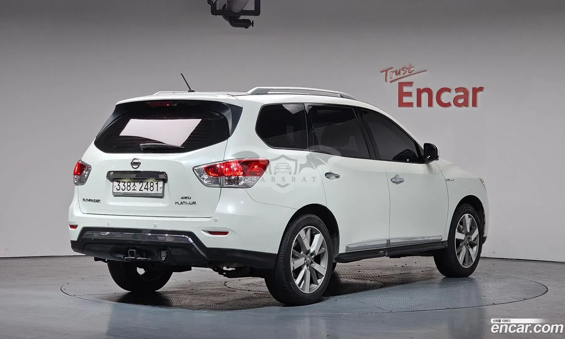 Nissan Pathfinder 3.5 4WD 2016