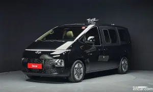 Hyundai Staria Modern Tourer 9-Seater 2023