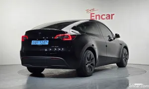 Tesla Model y Long Range AWD 2024