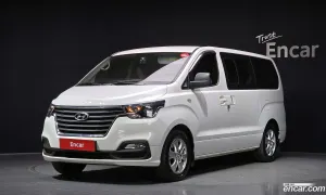 Hyundai Starex Premium Urban 9-Seater 2019