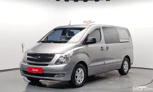 Hyundai Starex CVX Luxury 5-Seater VAN 2012