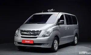 Hyundai Starex CVX Premium 5-Seater VAN 2015