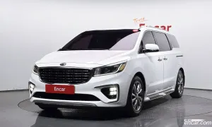 Kia Canival 9-Seater Prstige 2018
