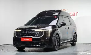 Kia Canival 9-Seater Signature 2024