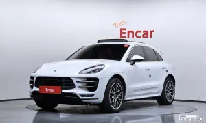 Porsche Macan 95B 3.6 Turbo 2016