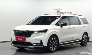 Kia Canival 9-Seater Signature 2020