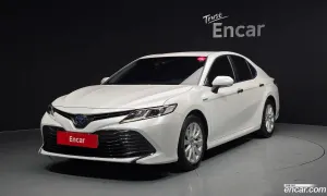 Toyota Camry 2.5 LE Hybrid 2019