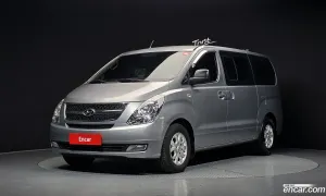 Hyundai Starex CVX Premium 5-Seater VAN 2013