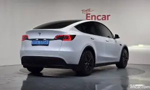 Tesla Model y RWD 2024