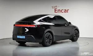 Tesla Model y RWD 2025
