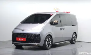 Hyundai Staria Inspiration 4WD Lounge 9-Seater 2025