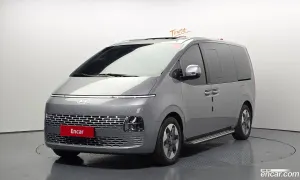 Hyundai Staria Modern Tourer 9-Seater 2025