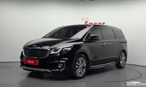 Kia Canival VIP 7-seater Limousine 2017
