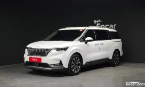 Kia Canival 9-Seater Signature 2023