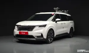 Kia Canival 9-Seater Signature 2023