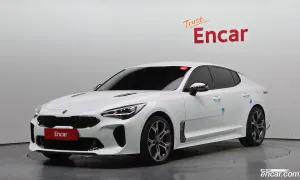 Kia Stinger Masters 3.3 Turbo AWD 2017
