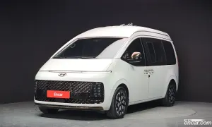 Hyundai Staria Limousine 4WD Lounge 9-Seater 2023