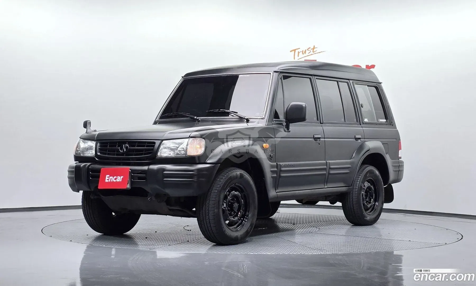 Hyundai Galloper 9-Seater V6 LPG 1999