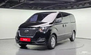 Hyundai Starex Smart Van 3-Seater 2018
