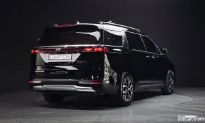Kia Canival 9-Seater Noblesse 2021
