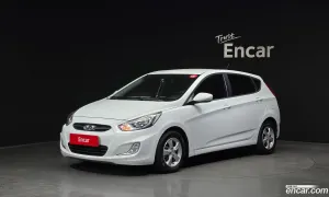 Hyundai Accent Diesel WIT 1.6 VGT Premier 2012