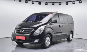 Hyundai Starex Modern Van 5-Seater 2017