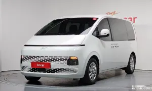 Hyundai Staria Modern Tourer 9-Seater 2025