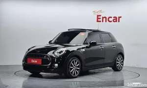 Mini Cooper 3rd 5Door Standard 2016