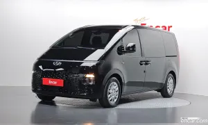 Hyundai Staria Modern Tourer 9-Seater 2023