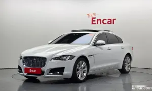 Jaguar Xf 20d Portfolio 2018