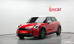 Mini Cooper Third Generation 5Door Classic 2021