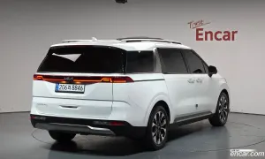 Kia Canival 9-Seater Noblesse 2021