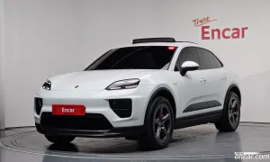 Porsche Macan 4S 2025