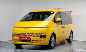 Hyundai Staria Modern Tourer 11-Seater 2021