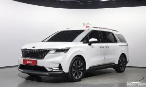 Kia Canival 9-Seater Signature 2020